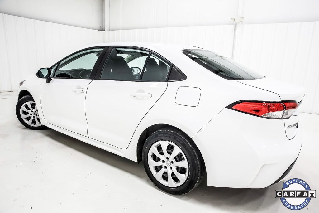 Vehicle image 7 of 40