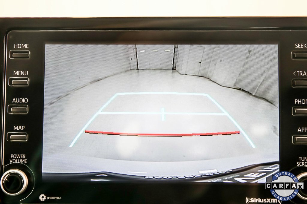 Vehicle image 33 of 40