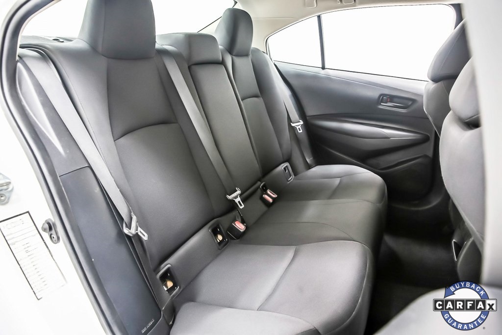 Vehicle image 12 of 40