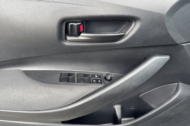 Vehicle image 15 of 35