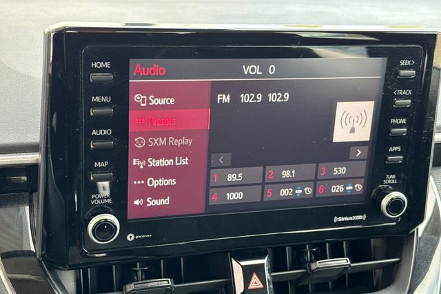 Vehicle image 24 of 35