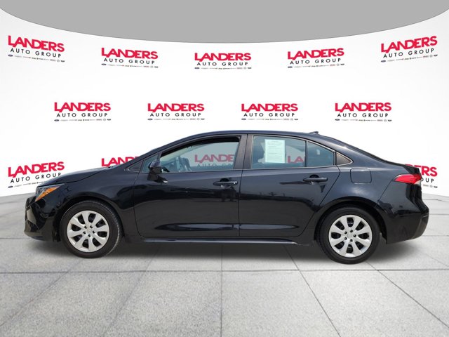 Vehicle image 8 of 23