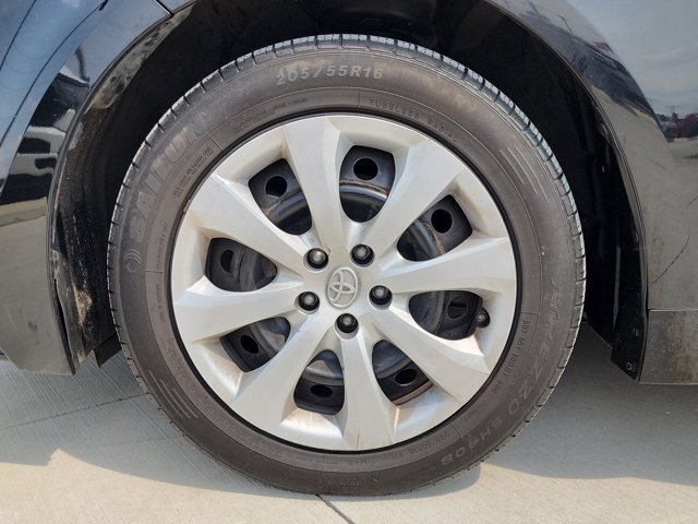 Vehicle image 9 of 23