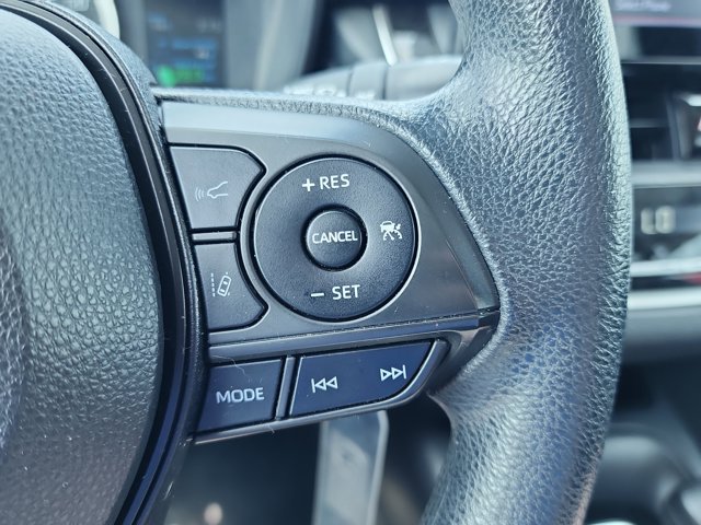 Vehicle image 20 of 23