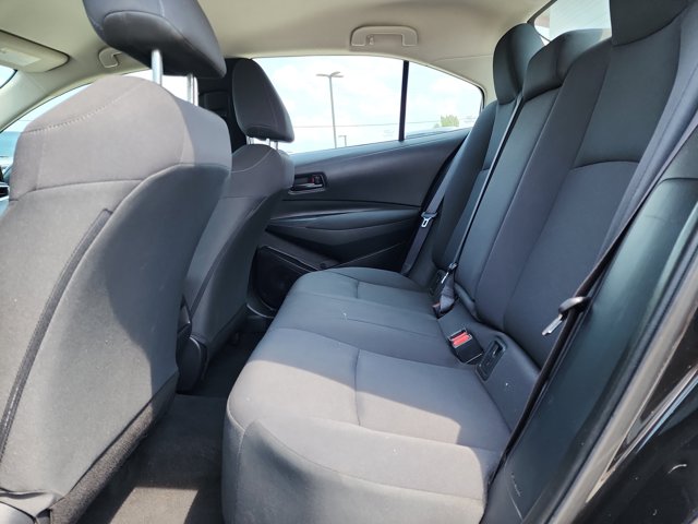 Vehicle image 11 of 23