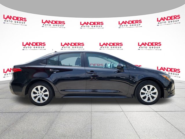 Vehicle image 4 of 23