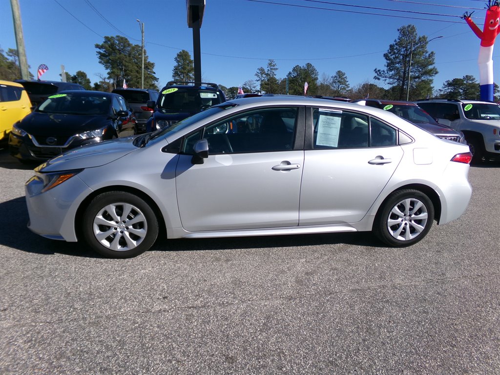 Vehicle image 8 of 36