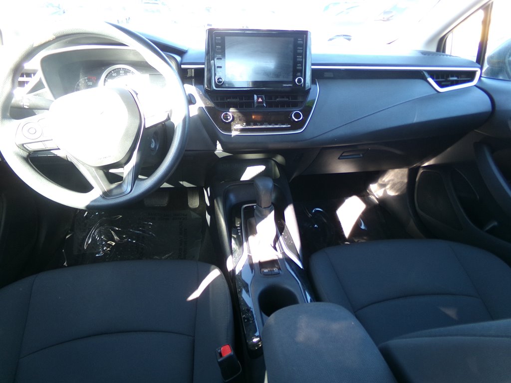 Vehicle image 18 of 36