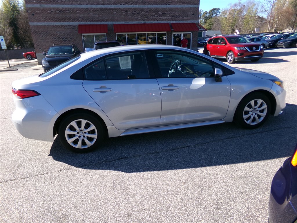 Vehicle image 5 of 36