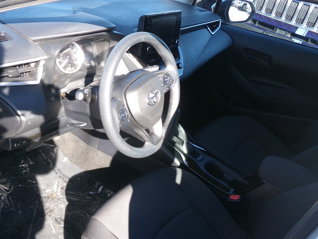 Vehicle image 15 of 36