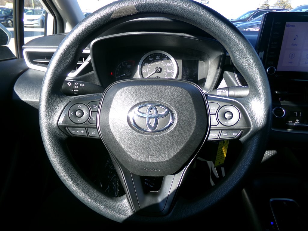 Vehicle image 19 of 36