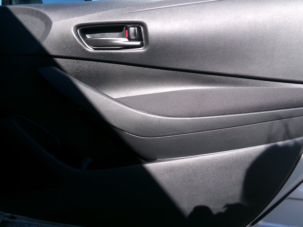 Vehicle image 11 of 36