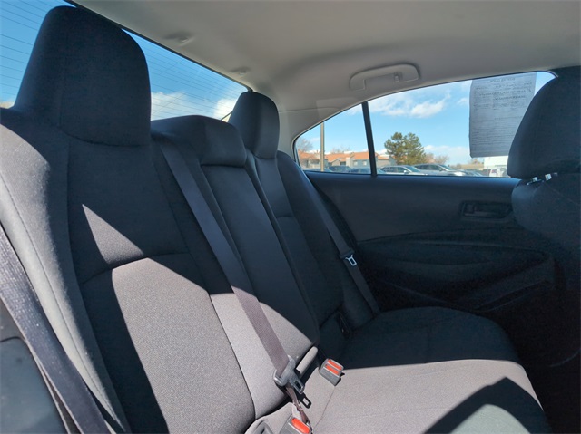 Vehicle image 18 of 28