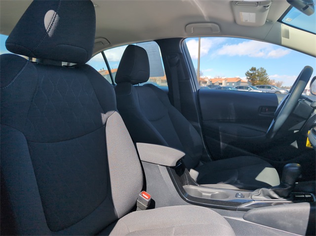 Vehicle image 22 of 28
