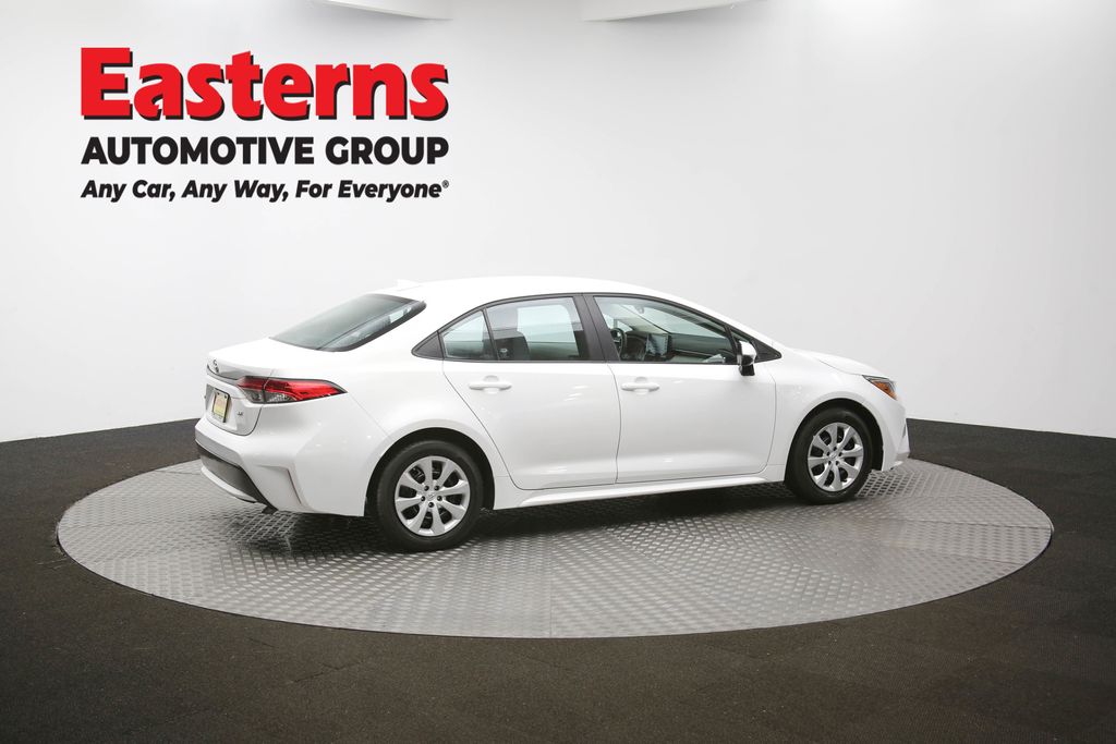 Vehicle image 20 of 61