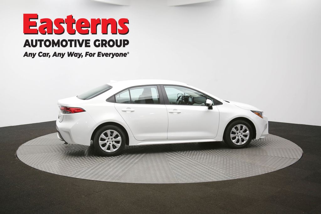 Vehicle image 22 of 61