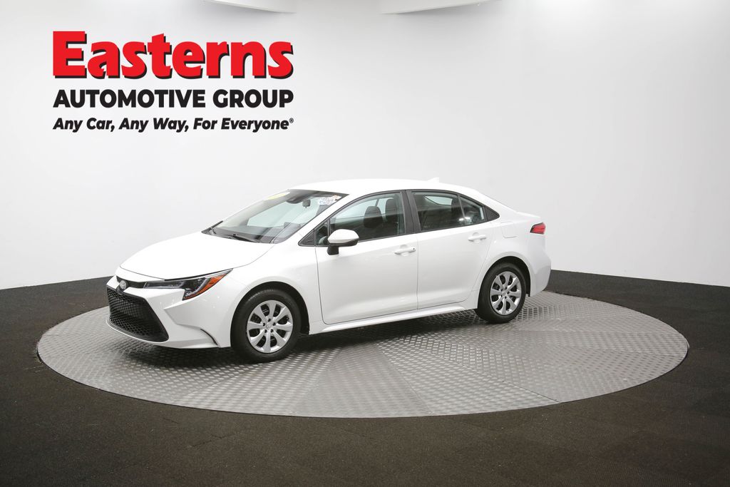 Vehicle image 4 of 61