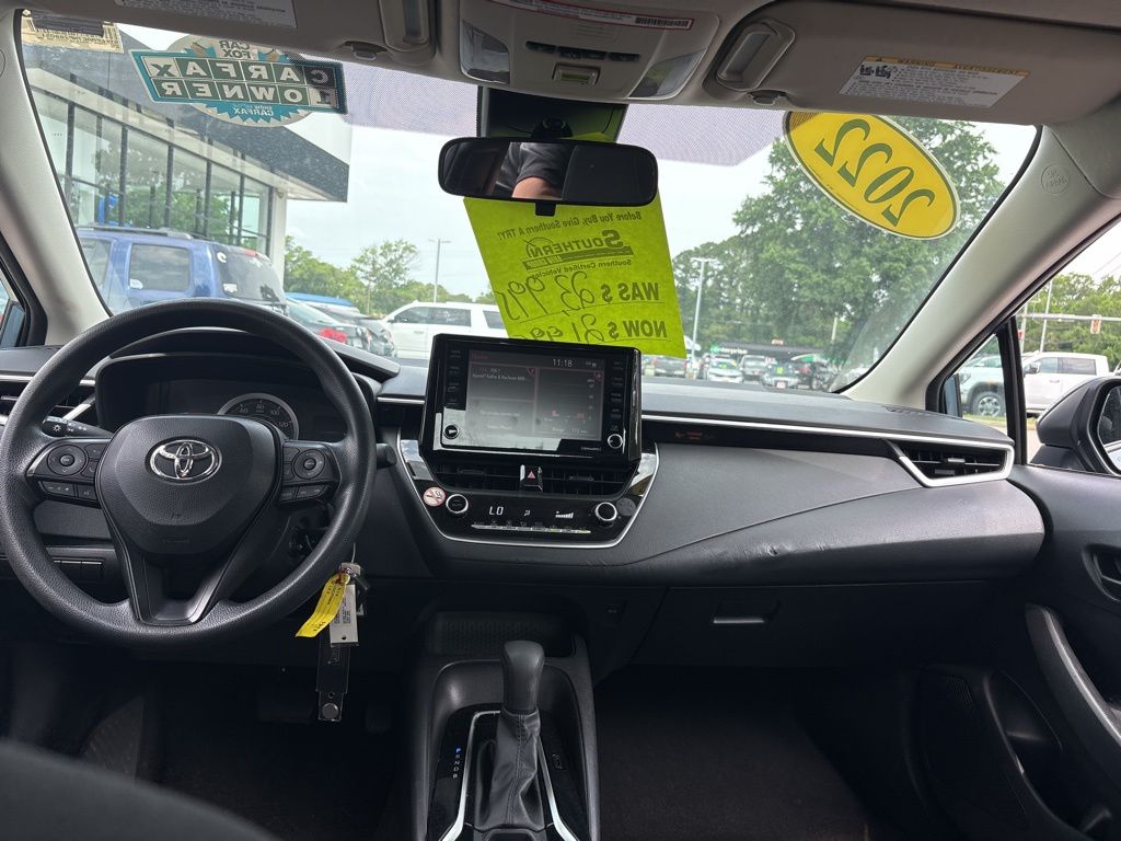Vehicle image 11 of 18