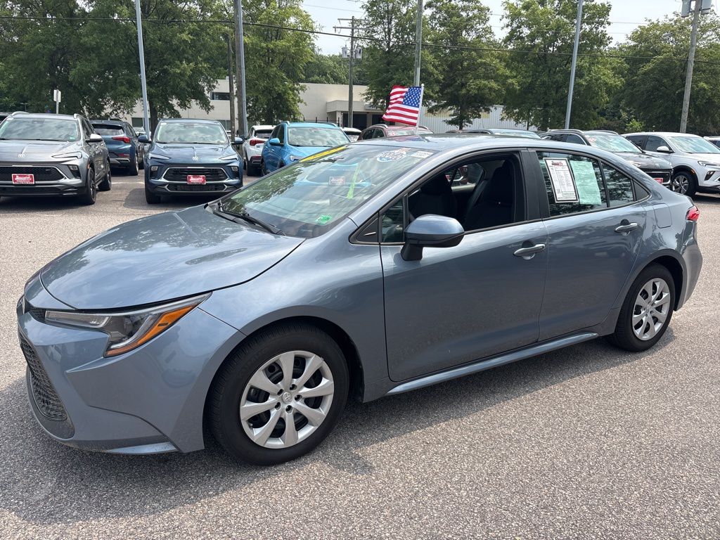 Vehicle image 2 of 18