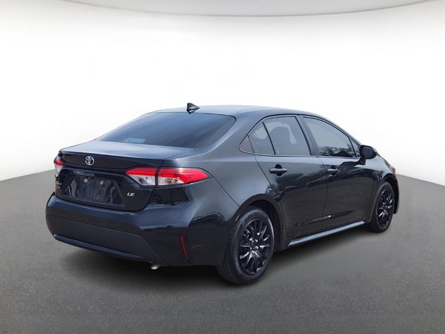 Vehicle image 3 of 21