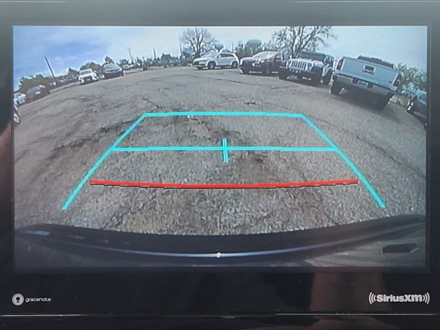 Vehicle image 13 of 21