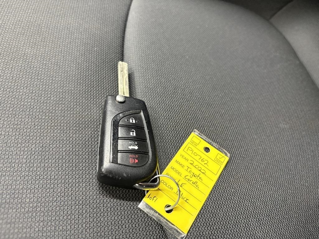 Vehicle image 24 of 40