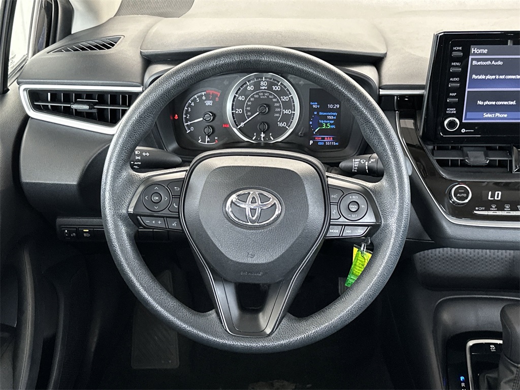Vehicle image 15 of 39