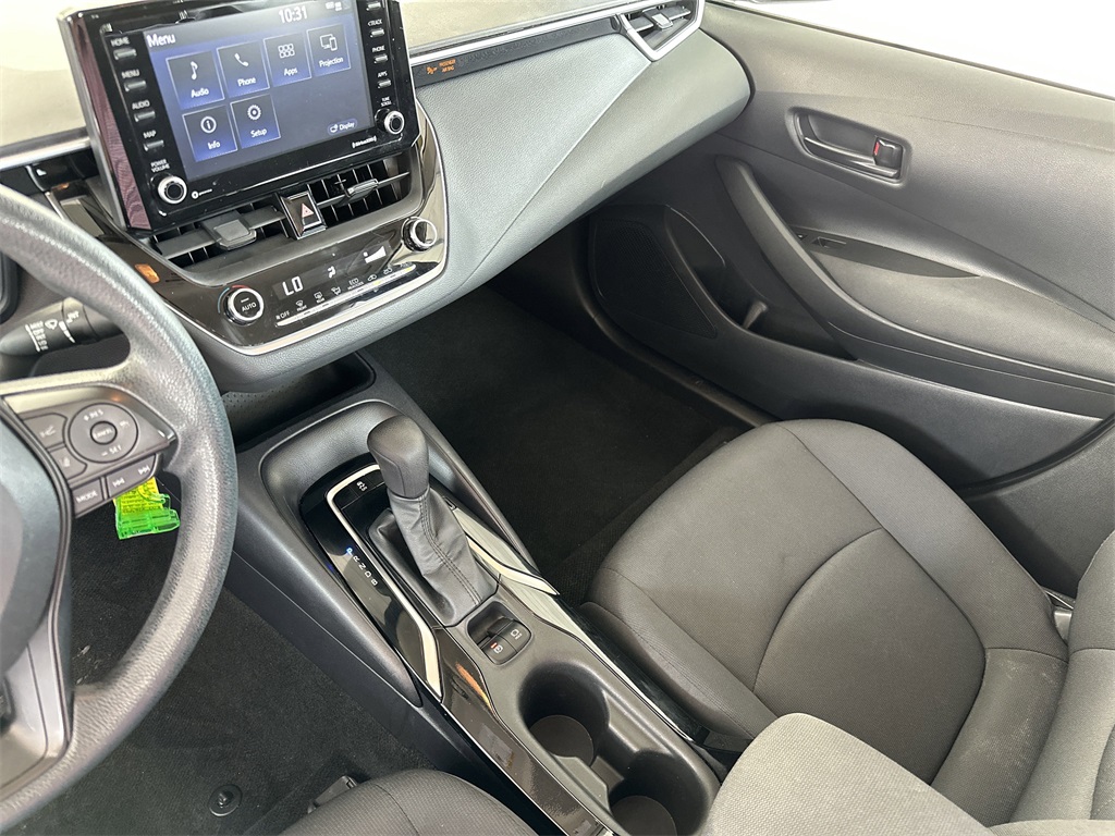 Vehicle image 23 of 39
