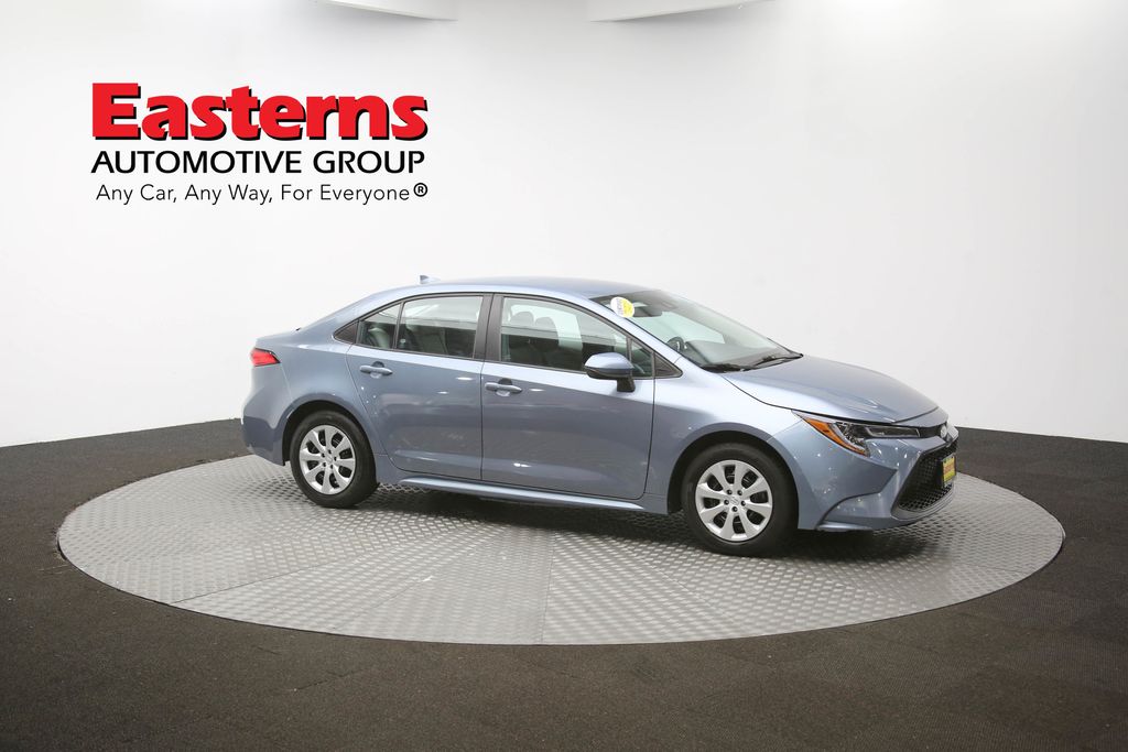 Vehicle image 10 of 61