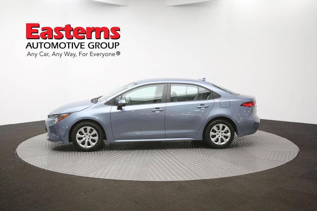 Vehicle image 35 of 61