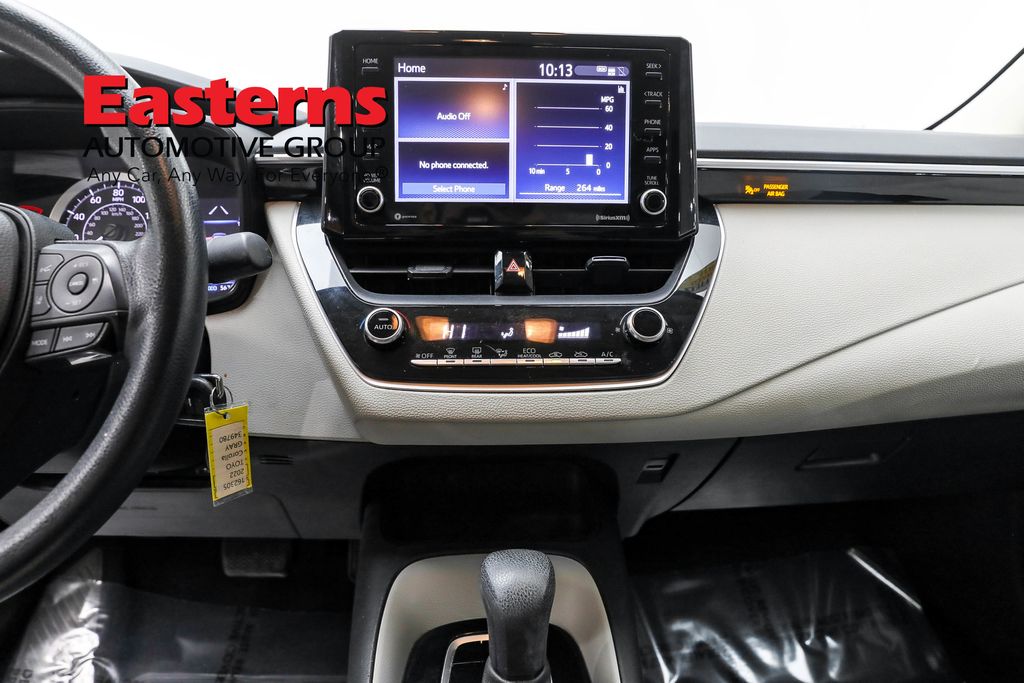 Vehicle image 42 of 61