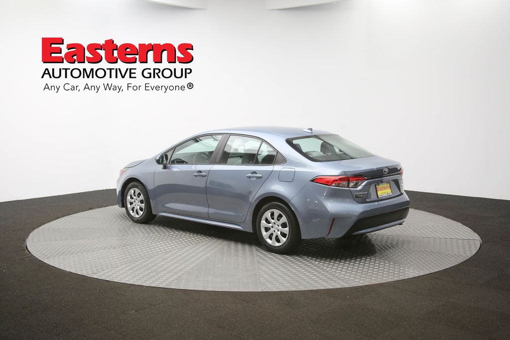 Vehicle image 30 of 61