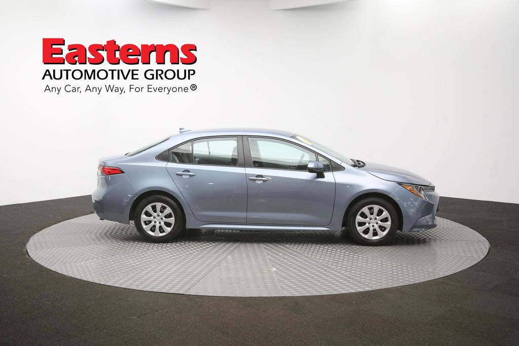 Vehicle image 18 of 61