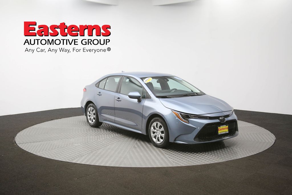 Vehicle image 11 of 61