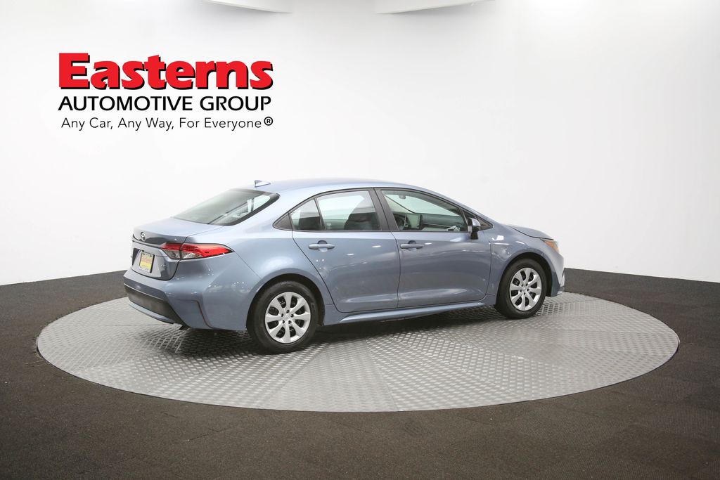 Vehicle image 22 of 61