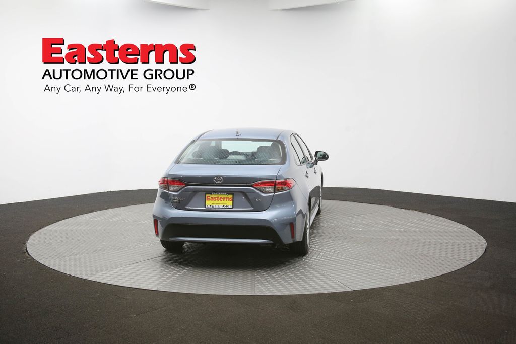 Vehicle image 25 of 61