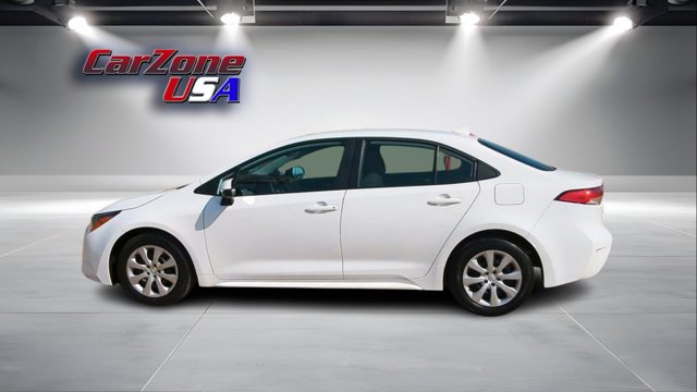 Vehicle image 8 of 32