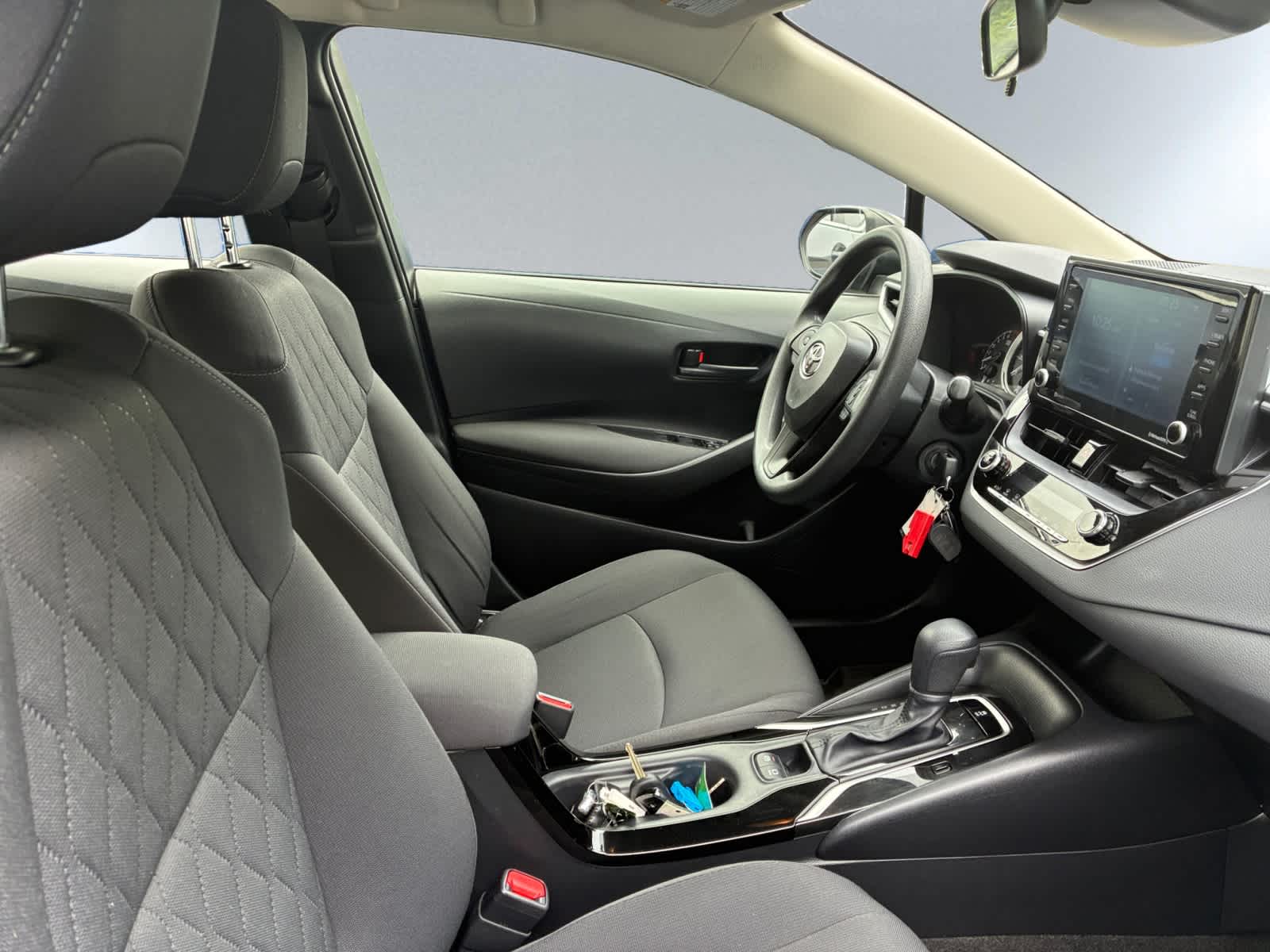 Vehicle image 22 of 25