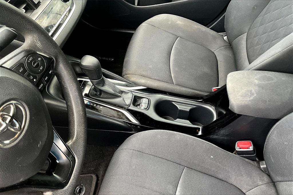 Vehicle image 13 of 27