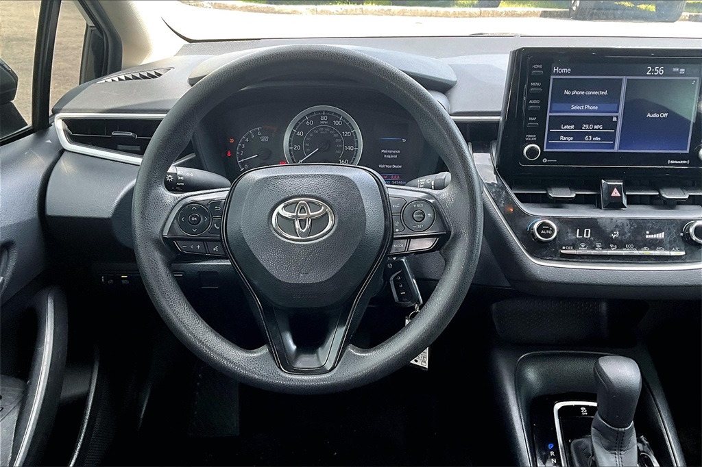 Vehicle image 4 of 27