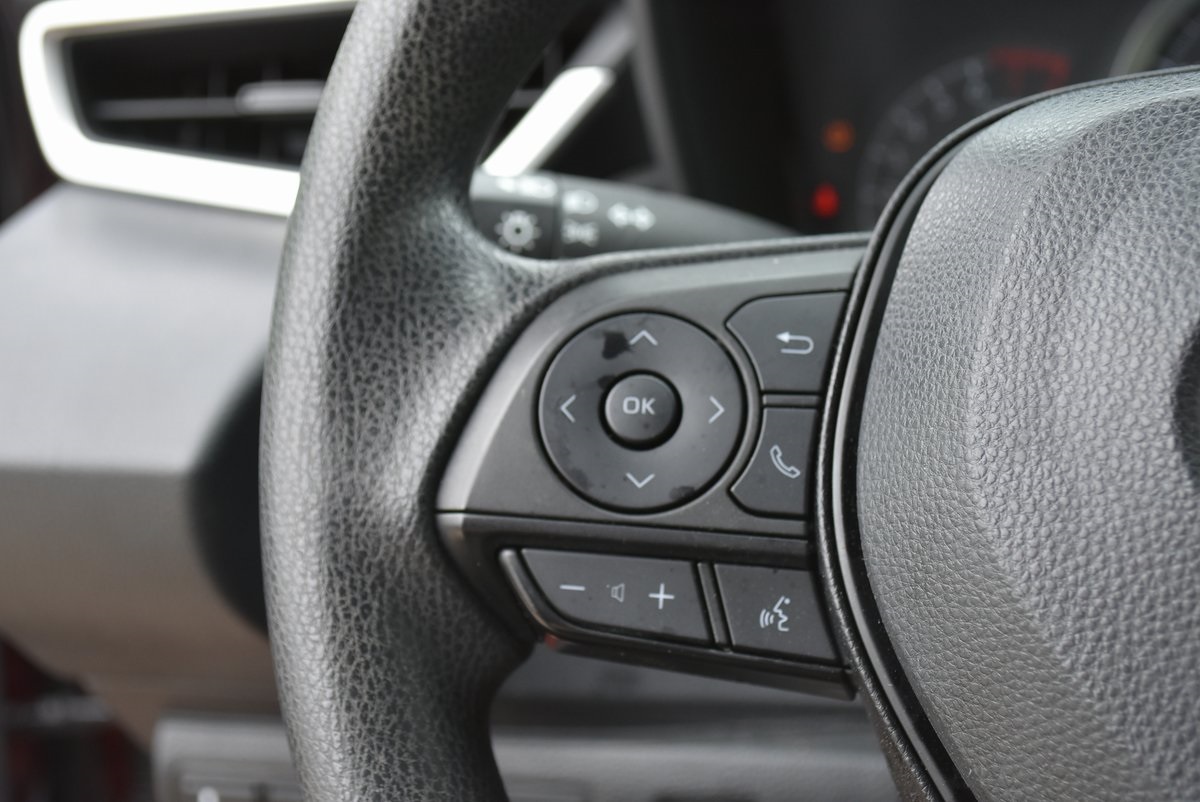 Vehicle image 26 of 36