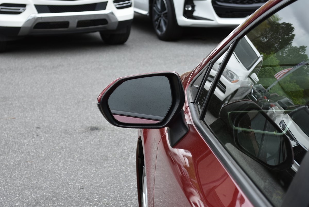 Vehicle image 16 of 36