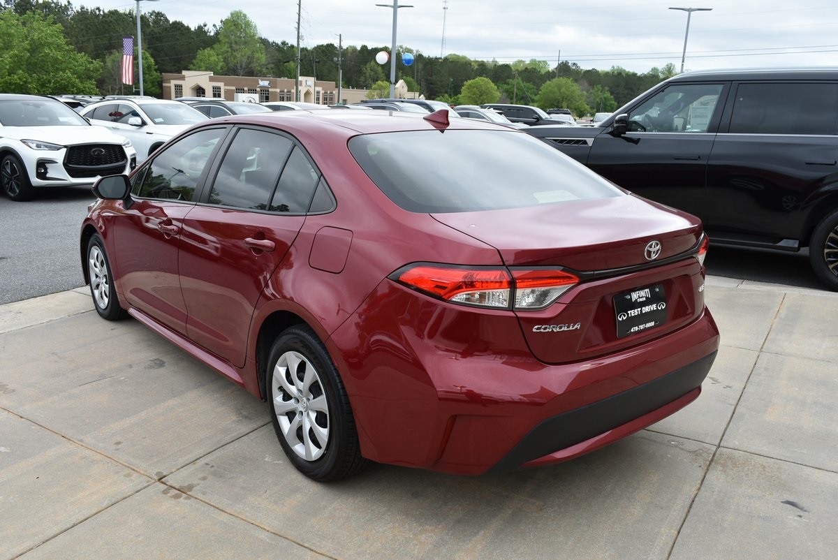 Vehicle image 9 of 36