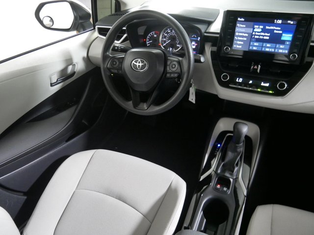 Vehicle image 15 of 33