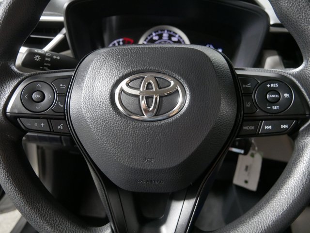 Vehicle image 16 of 33