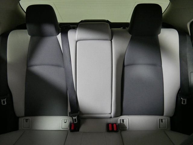 Vehicle image 12 of 33