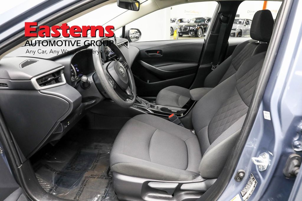 Vehicle image 44 of 60