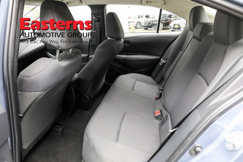 Vehicle image 49 of 60