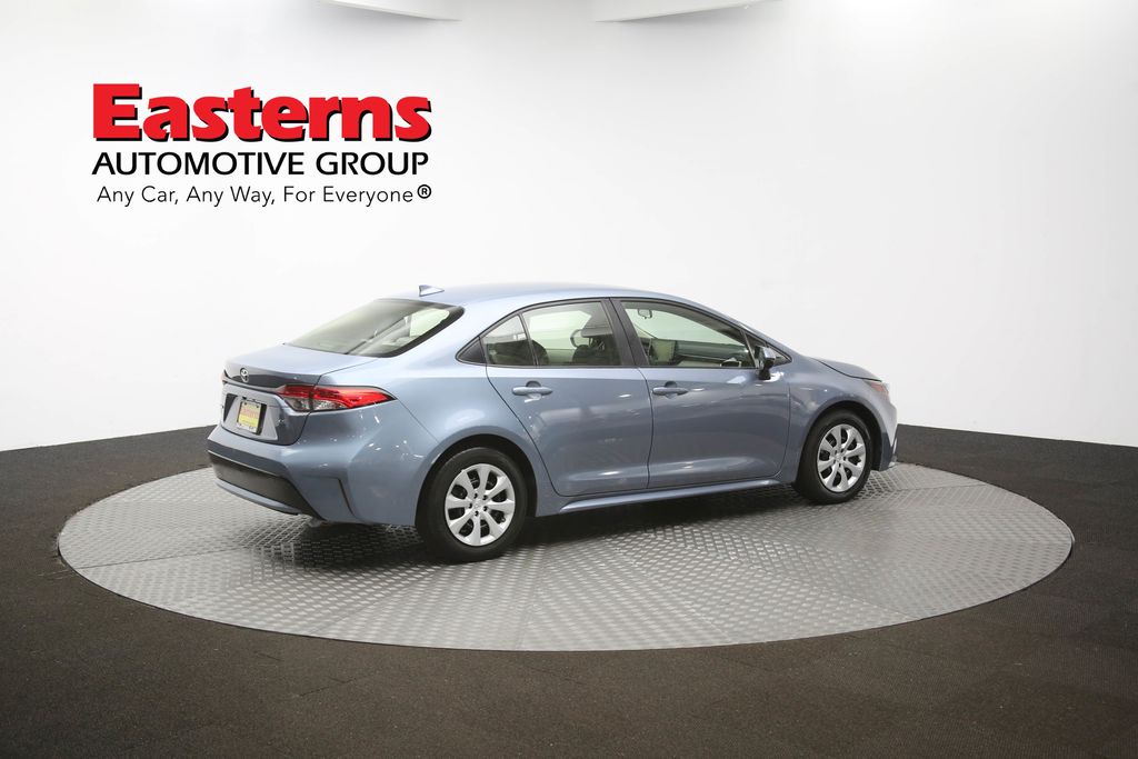 Vehicle image 23 of 60