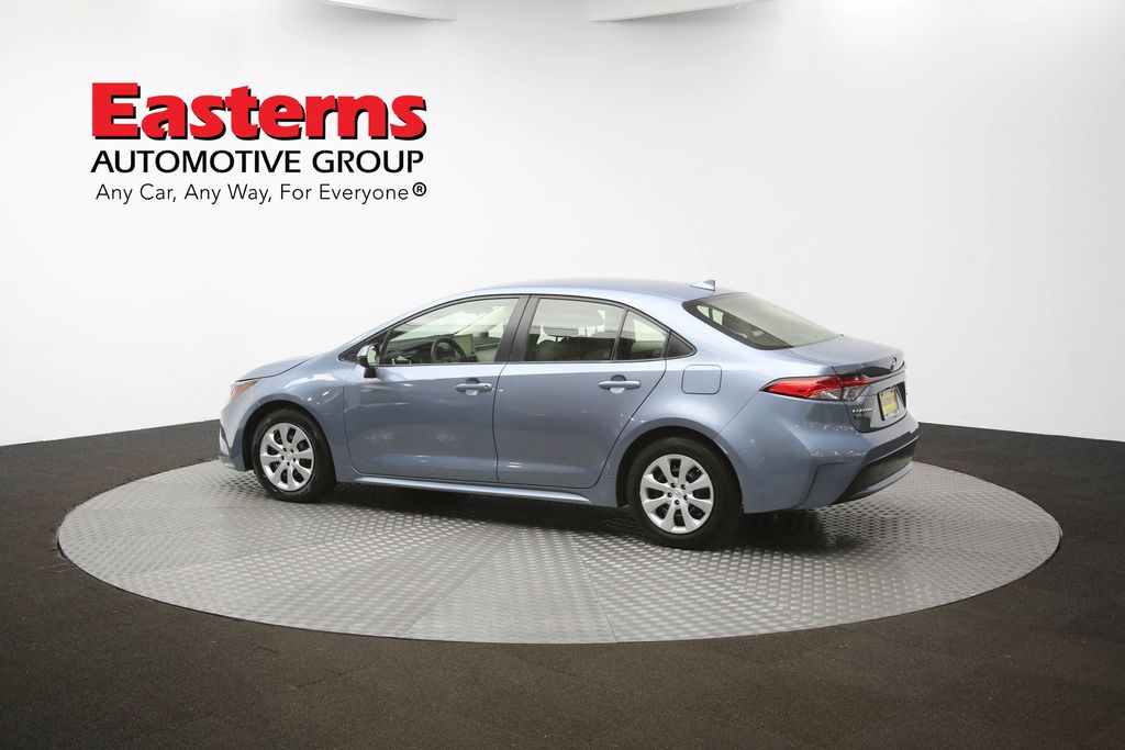 Vehicle image 30 of 60